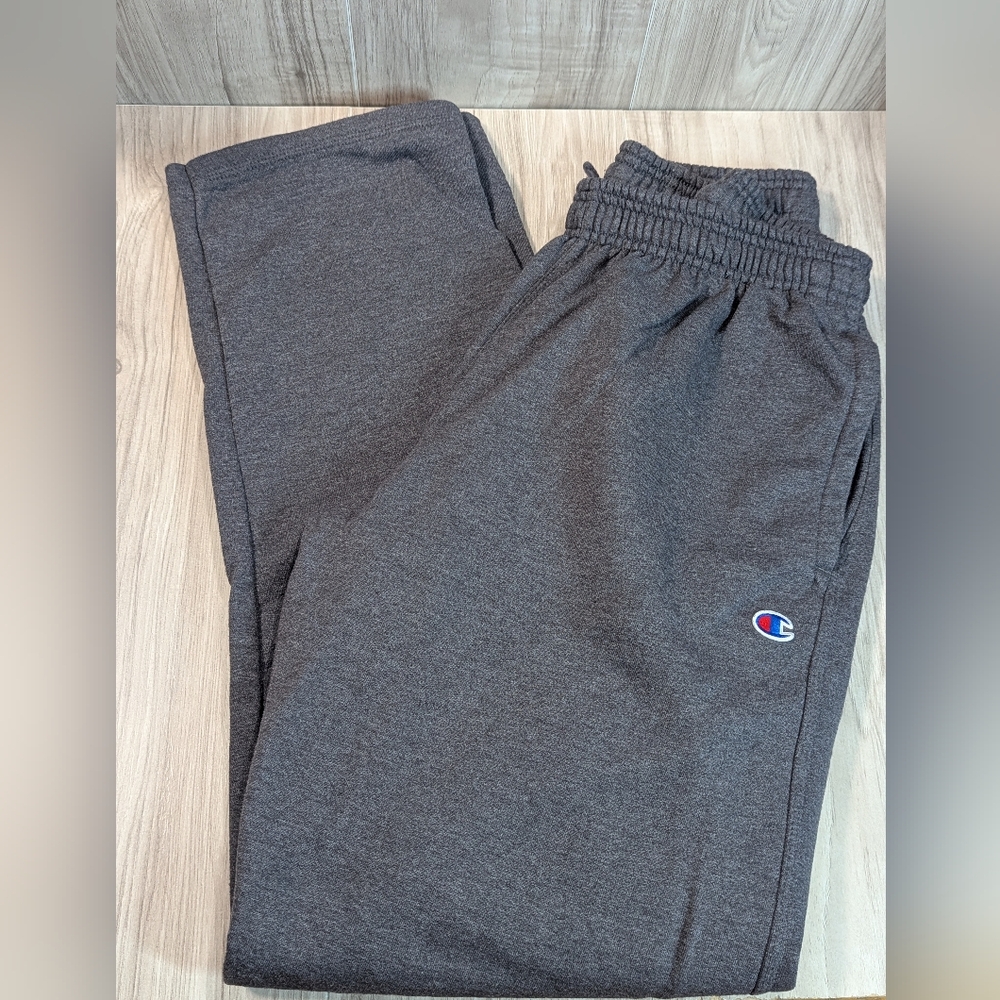 Men's Champion Sweatpants Size Large Dark Gray Straight Leg No Cuffs